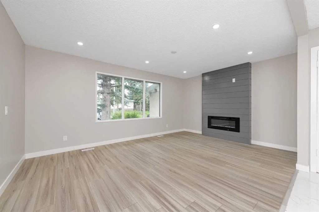 43 Maranda Close NE, Calgary — photo 3 of 45