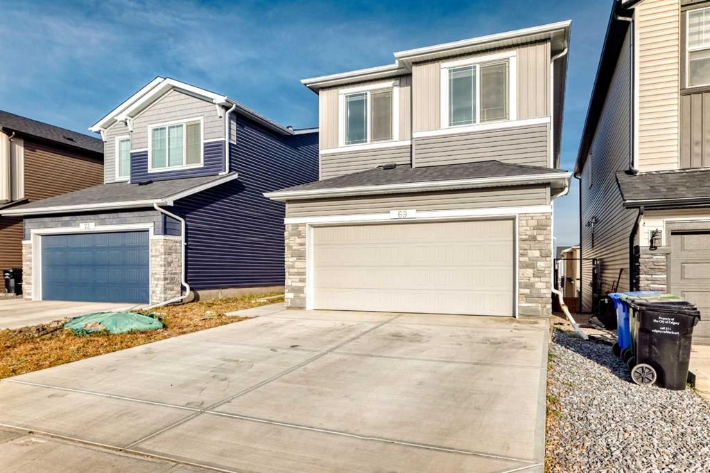 69 Amblehurst Way NW, Calgary — photo 2 of 48