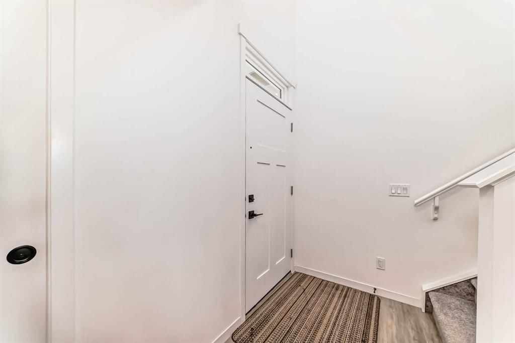 171 Hotchkiss Manor SE, Calgary — photo 3 of 34