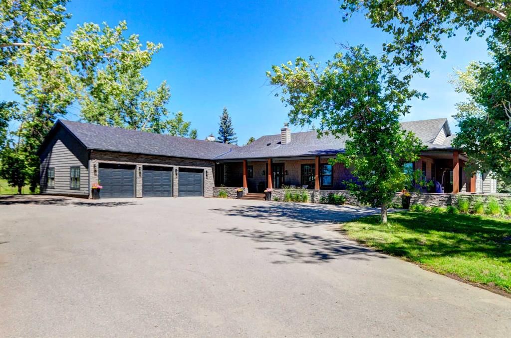 566 Pine Creek Ridge, Rural Foothills County — main listing photo