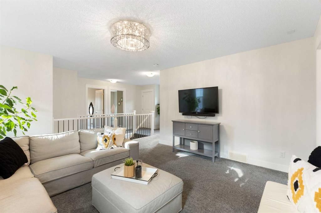 103 Nolancliff Crescent NW, Calgary — photo 3 of 50
