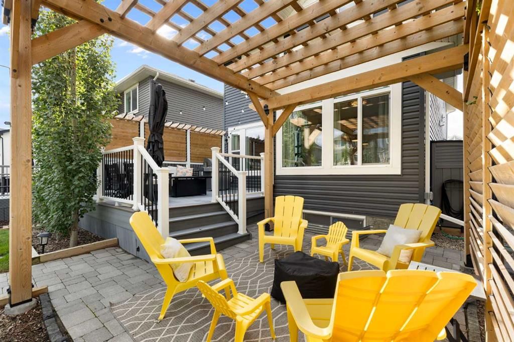 103 Nolancliff Crescent NW, Calgary — photo 4 of 50