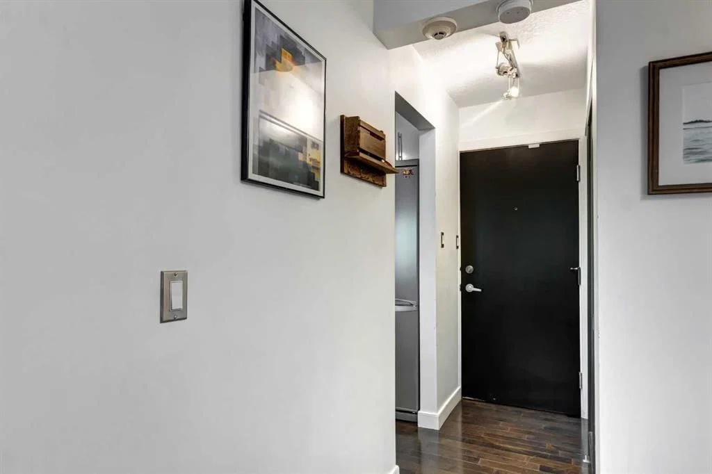301, 1904 10 Street SW, Calgary — photo 4 of 32