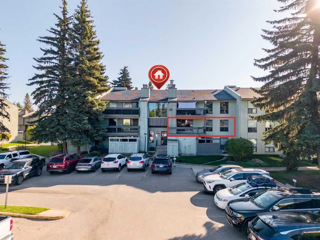 425, 10120 Brookpark Boulevard SW, Calgary — main listing photo