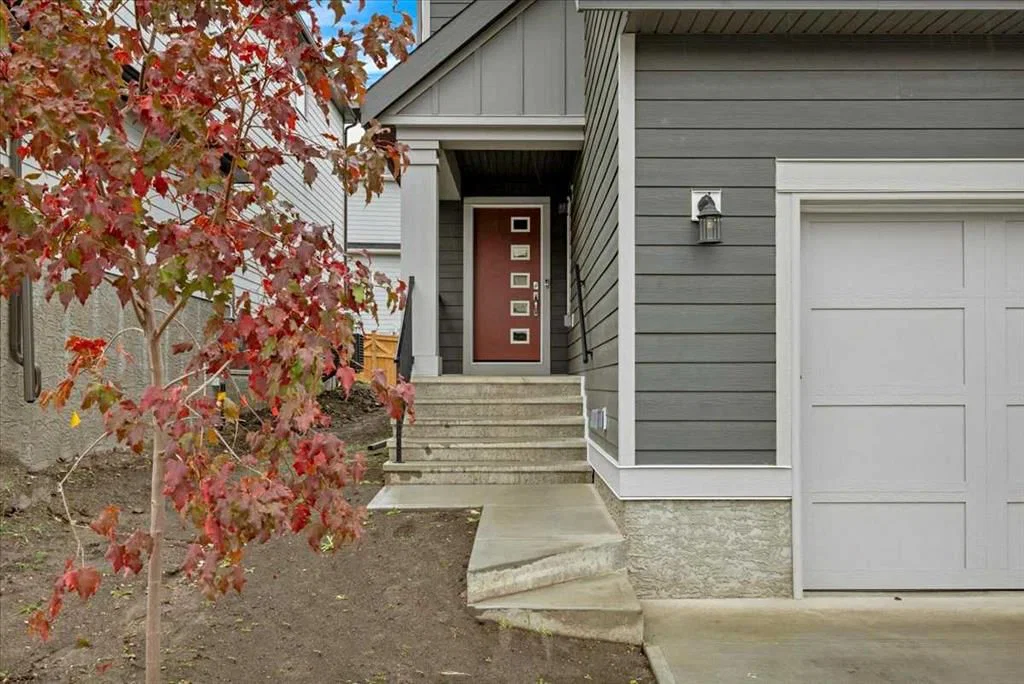 75 Versant Rise SW, Calgary — photo 2 of 50