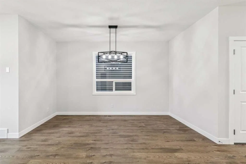 72 Creekview Common SW, Calgary — photo 3 of 42