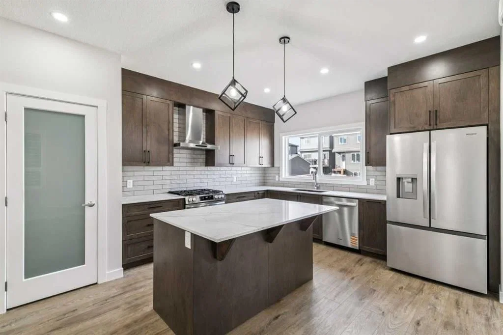 72 Creekview Common SW, Calgary — photo 5 of 42