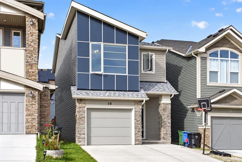 40 Sage Bluff Way NW, Calgary — main listing photo