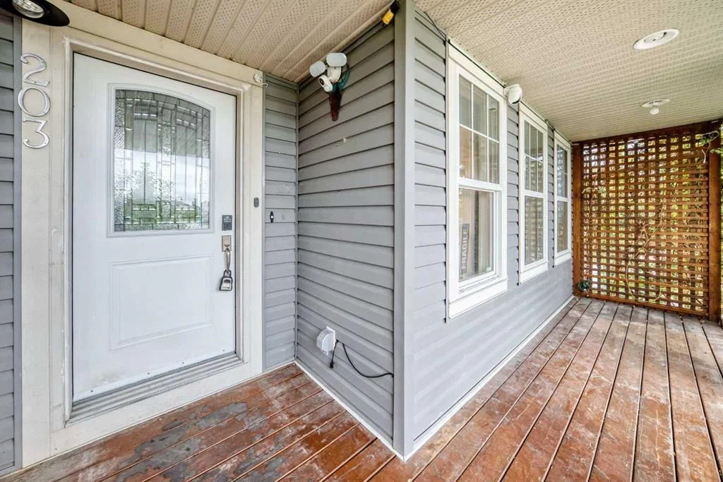 203 Evanston Way NW, Calgary — photo 4 of 44