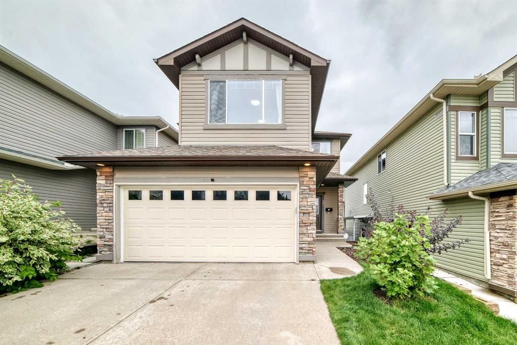 27 Pantego Way NW, Calgary — photo 4 of 50
