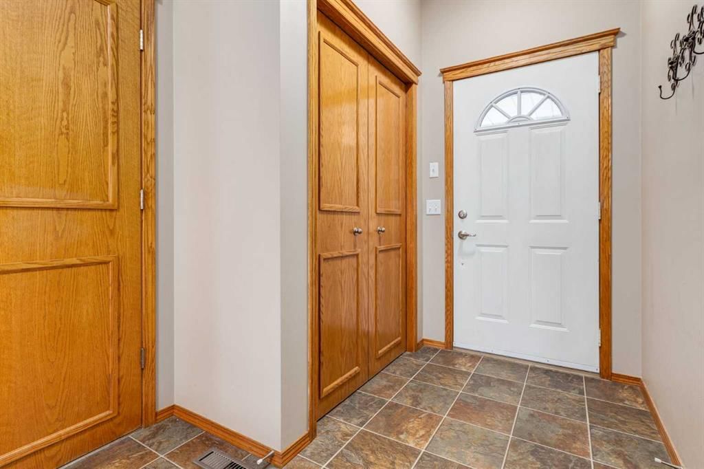 73 Scripps Landing NW, Calgary — photo 2 of 50