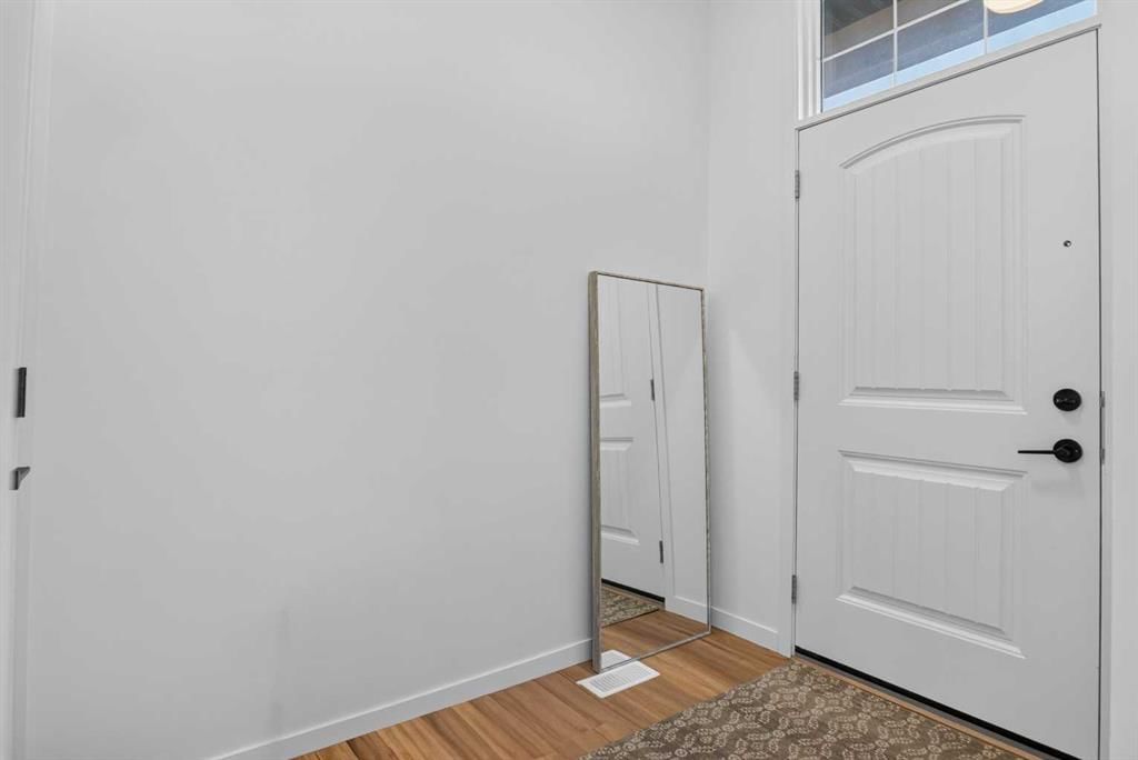 191 Magnolia Way SE, Calgary — photo 2 of 50