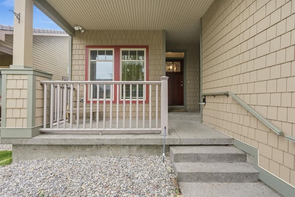 272 Bridle Estates Road SW, Calgary — photo 2 of 27
