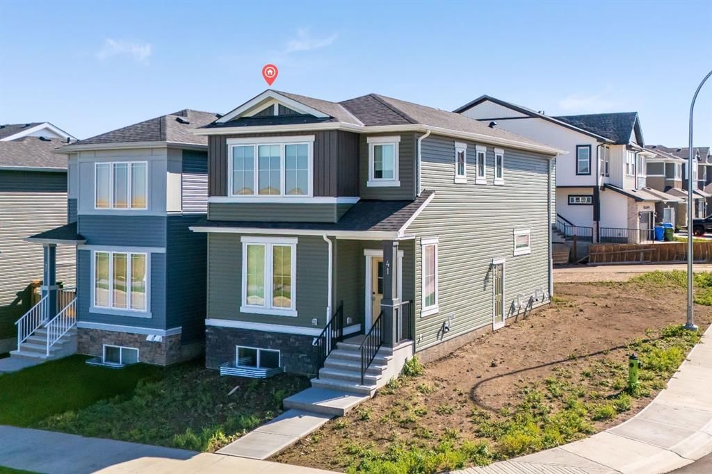 41 Ambleton Boulevard NW, Calgary — photo 2 of 43