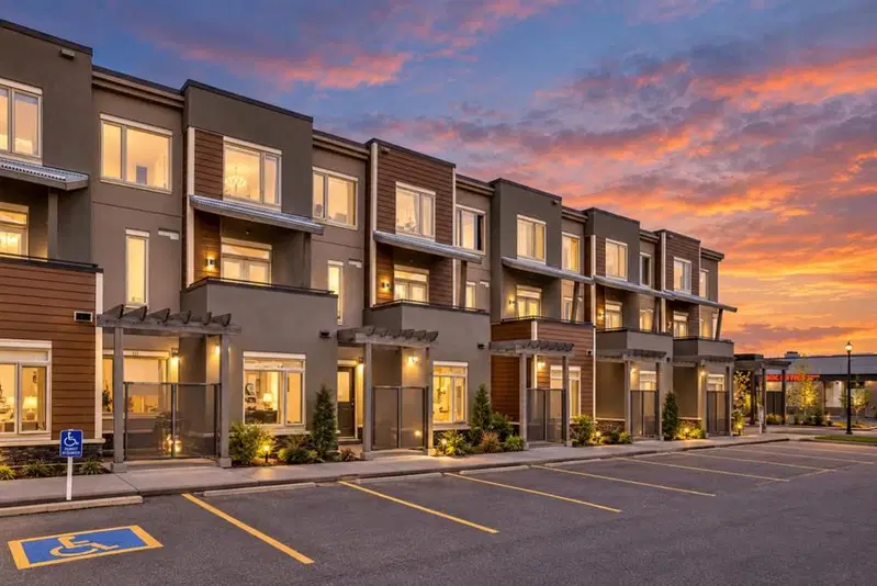 109, 10 Westpark Link SW, Calgary — main listing photo