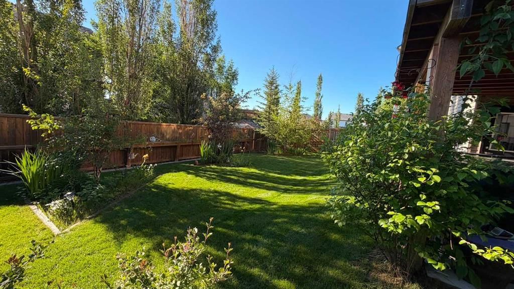 123 Hawkmere View, Chestermere — photo 3 of 48