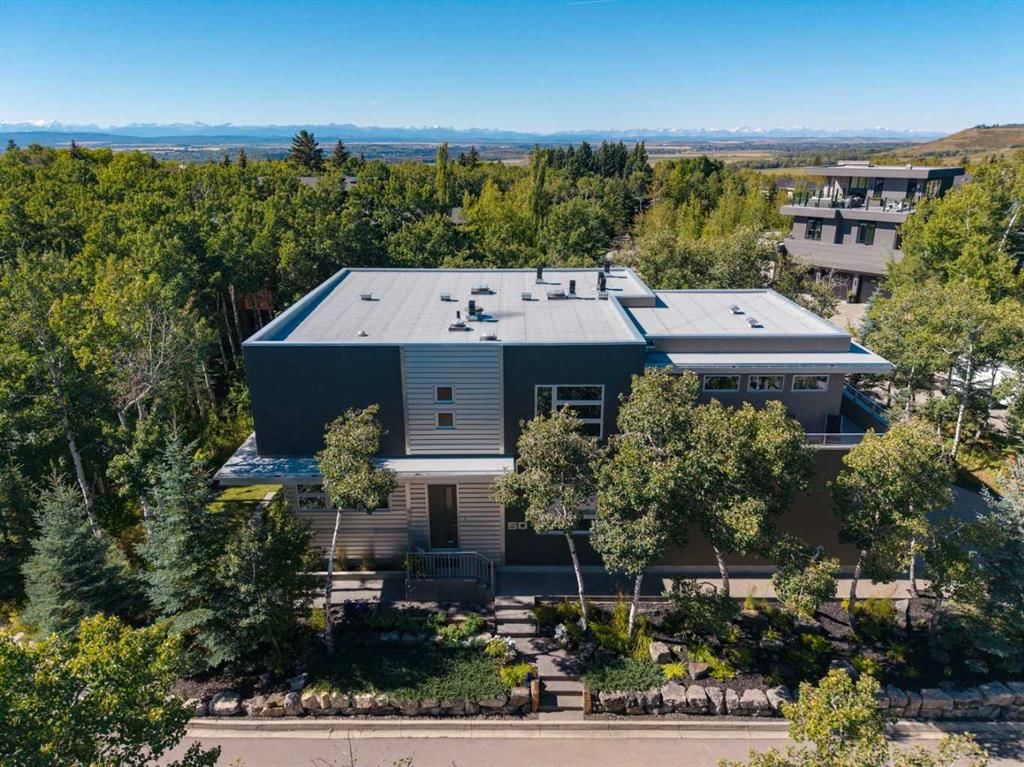 50 Posthill Drive SW, Calgary — photo 2 of 42