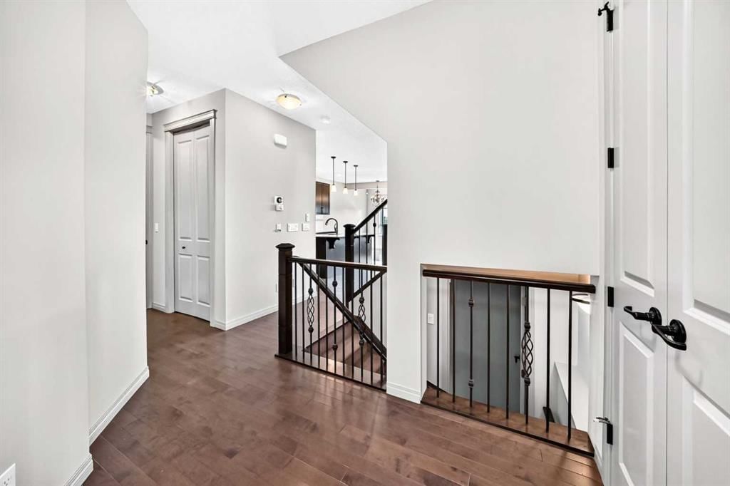 124 Nolanfield Way NW, Calgary — photo 4 of 50