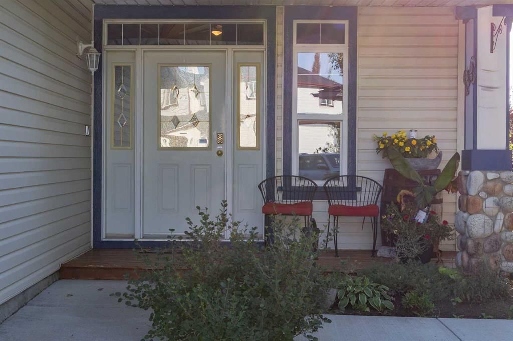184 Cove Crescent, Chestermere — photo 2 of 49