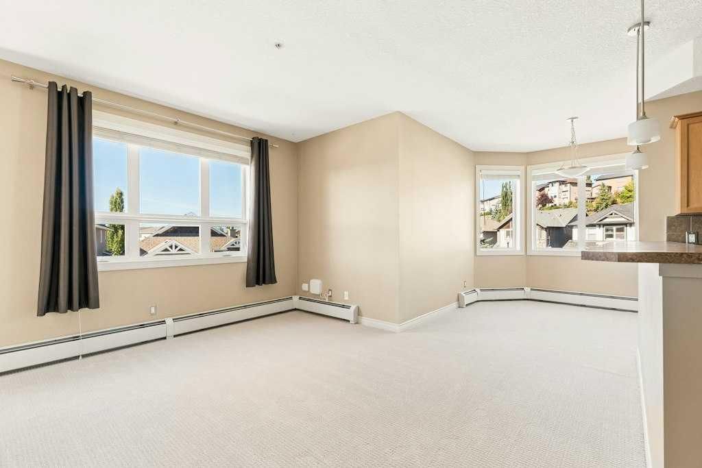 442, 26 Val Gardena View SW, Calgary — photo 2 of 50