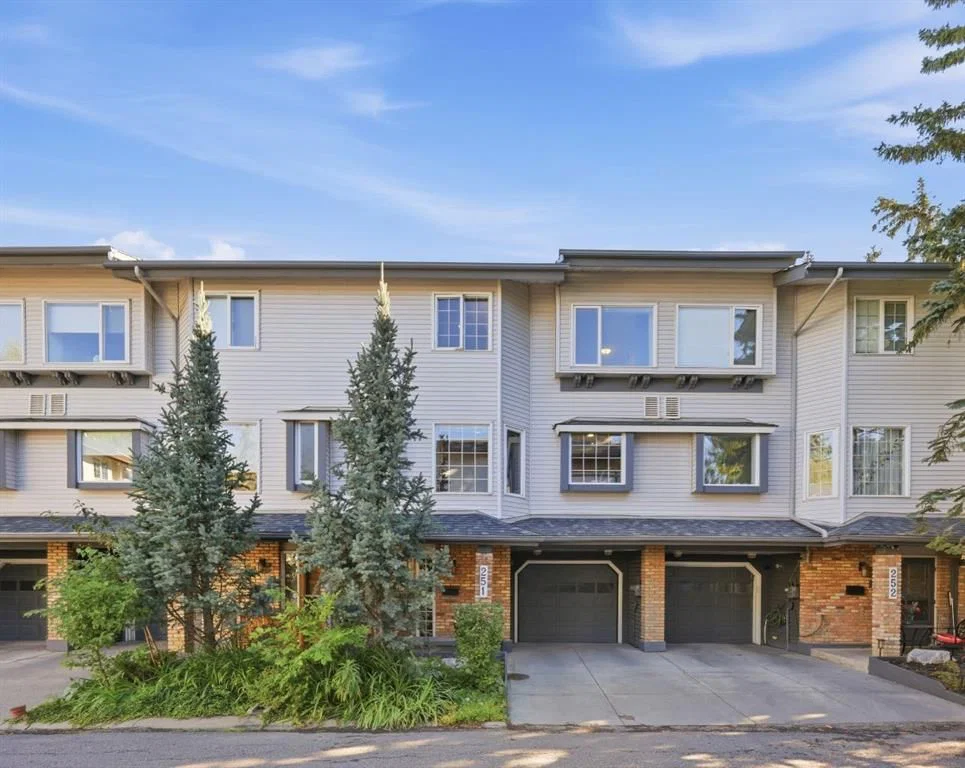 251, 4037 42 Street NW, Calgary — photo 3 of 44