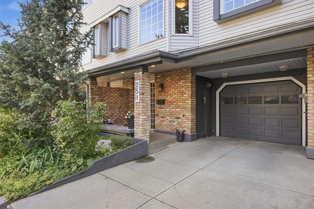 251, 4037 42 Street NW, Calgary — photo 4 of 44