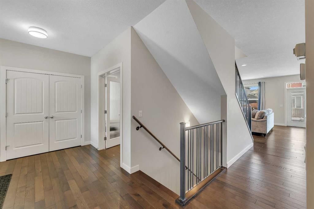 105 Sandpiper Point, Chestermere — photo 5 of 50