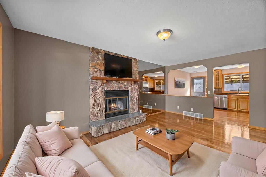 2727 Doverbrook Road SE, Calgary — photo 5 of 42
