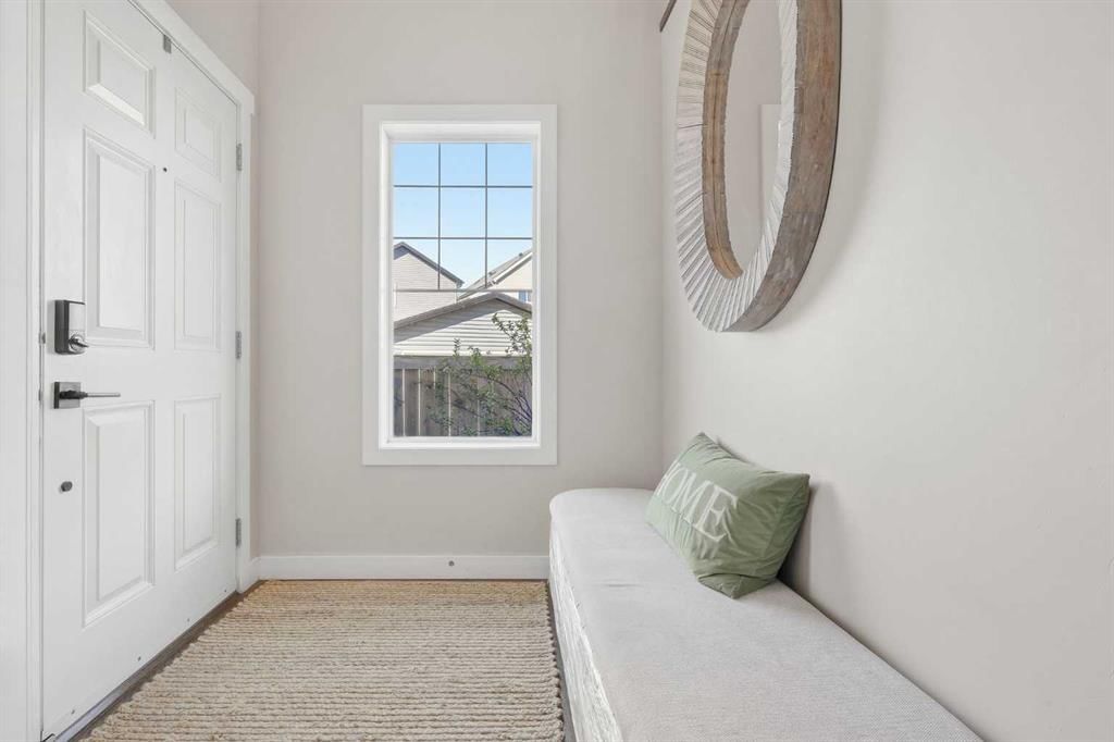 91 Copperpond Terrace SE, Calgary — photo 3 of 42