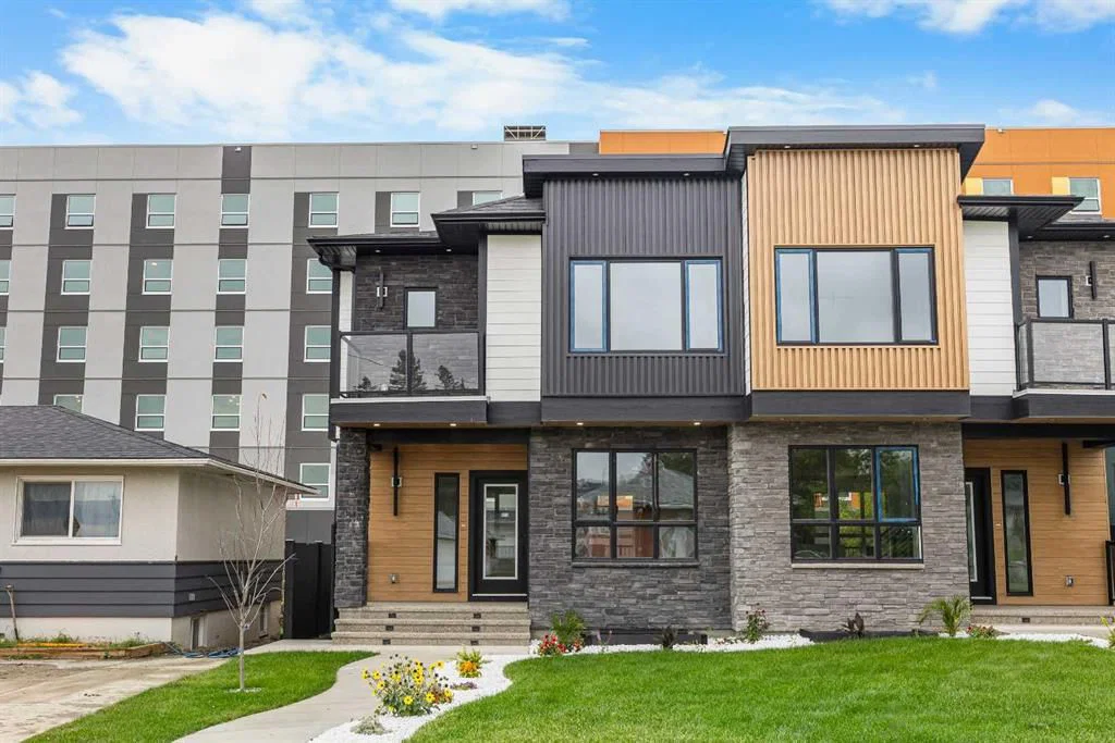 121 42 Avenue NE, Calgary — main listing photo
