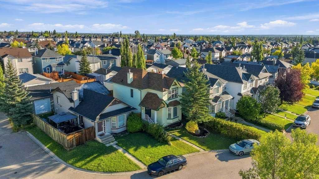 334 Bridlewood Court SW, Calgary — main listing photo