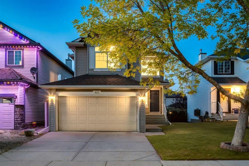 42 DOUGLAS GLEN Circle SE, Calgary — detached for sale