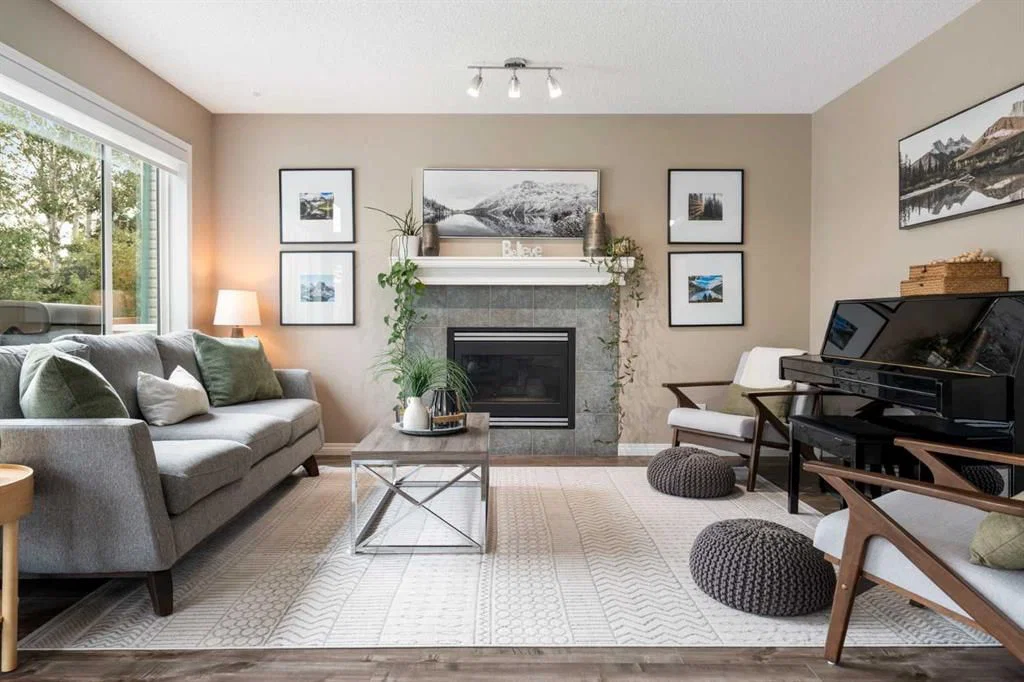 349 Douglas Glen Heath SE, Calgary — main listing photo