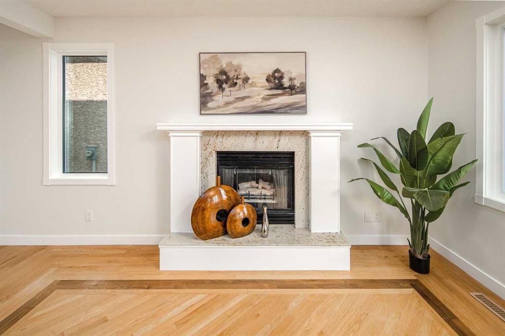 2612 Signal Hill Drive SW, Calgary — photo 3 of 50