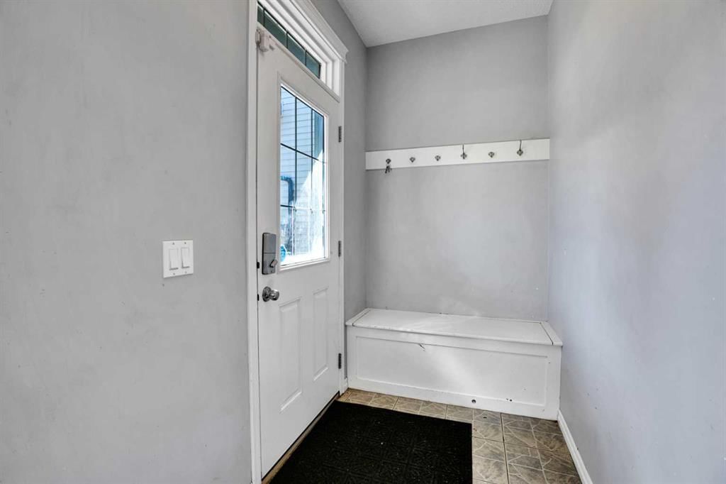 121 Skyview Ranch Drive NE, Calgary — photo 4 of 38