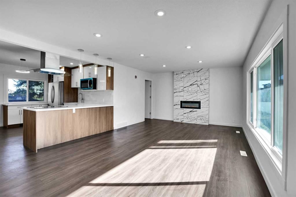 7520 7 Street SW, Calgary — photo 4 of 46