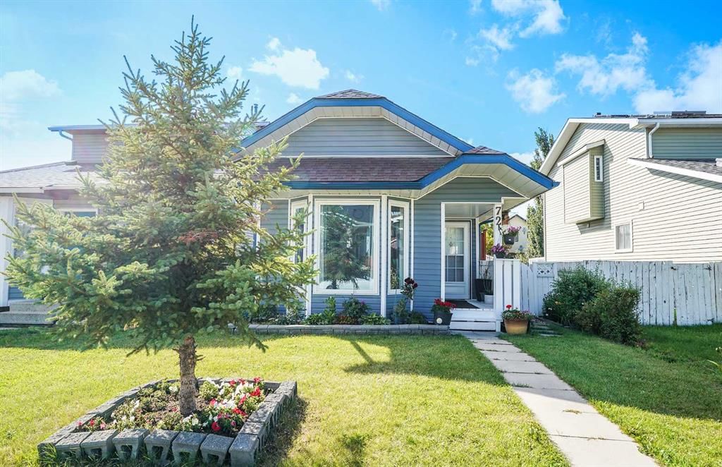 72 Martindale Close NE, Calgary — main listing photo