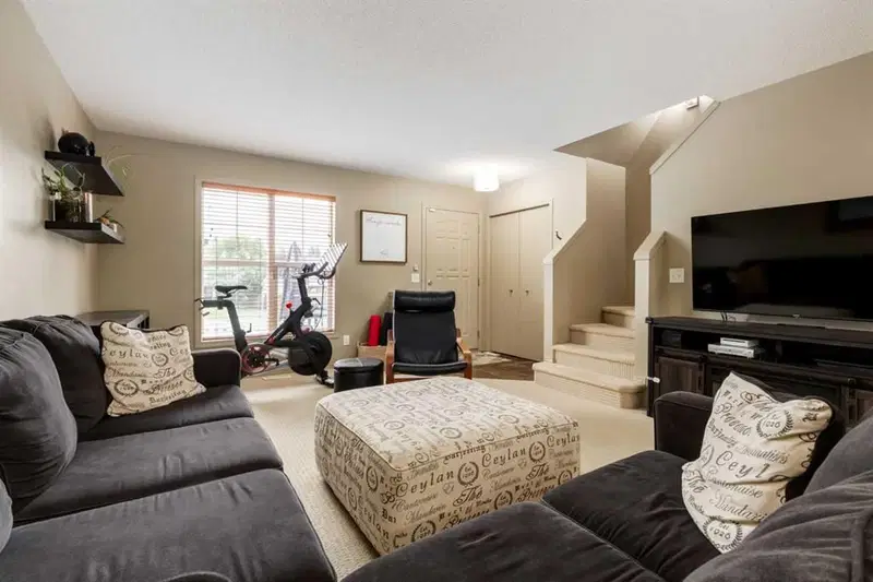 778 Tuscany Drive NW, Calgary — photo 4 of 49