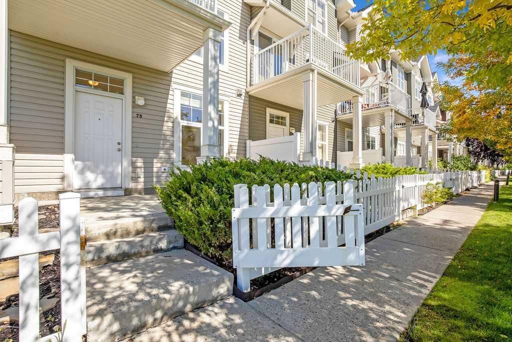 75 Toscana Gardens NW, Calgary — photo 3 of 31