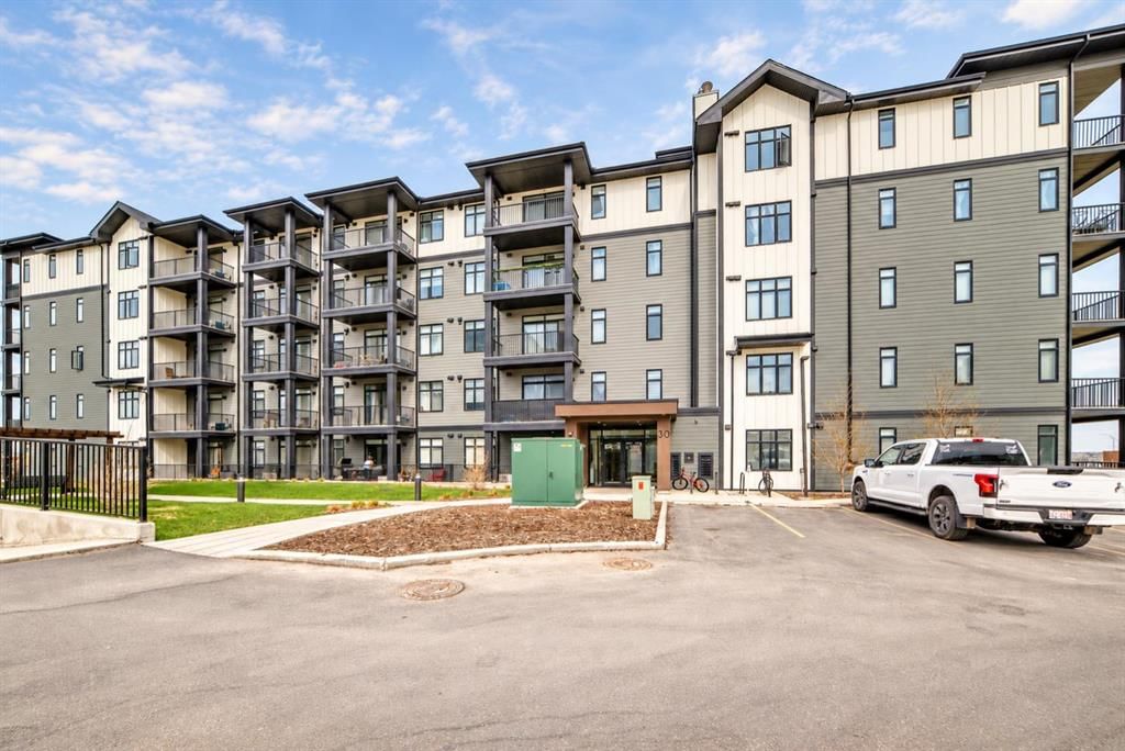 410, 30 Sage Hill Walk NW, Calgary — photo 3 of 36