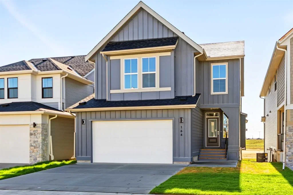 164 Copperhead Road SE, Calgary — photo 2 of 43