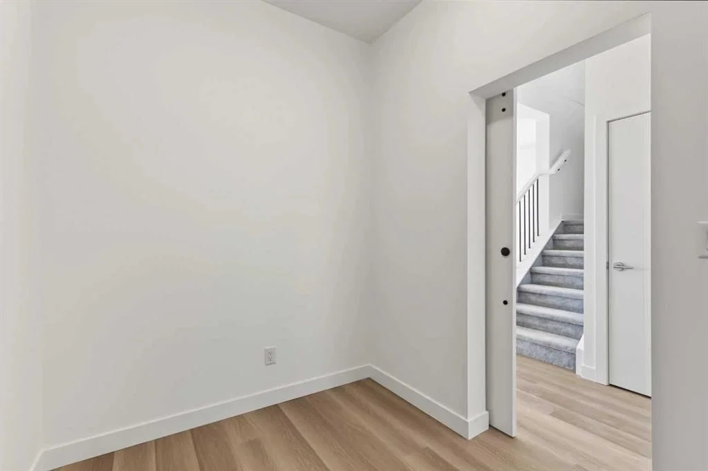 164 Copperhead Road SE, Calgary — photo 3 of 43