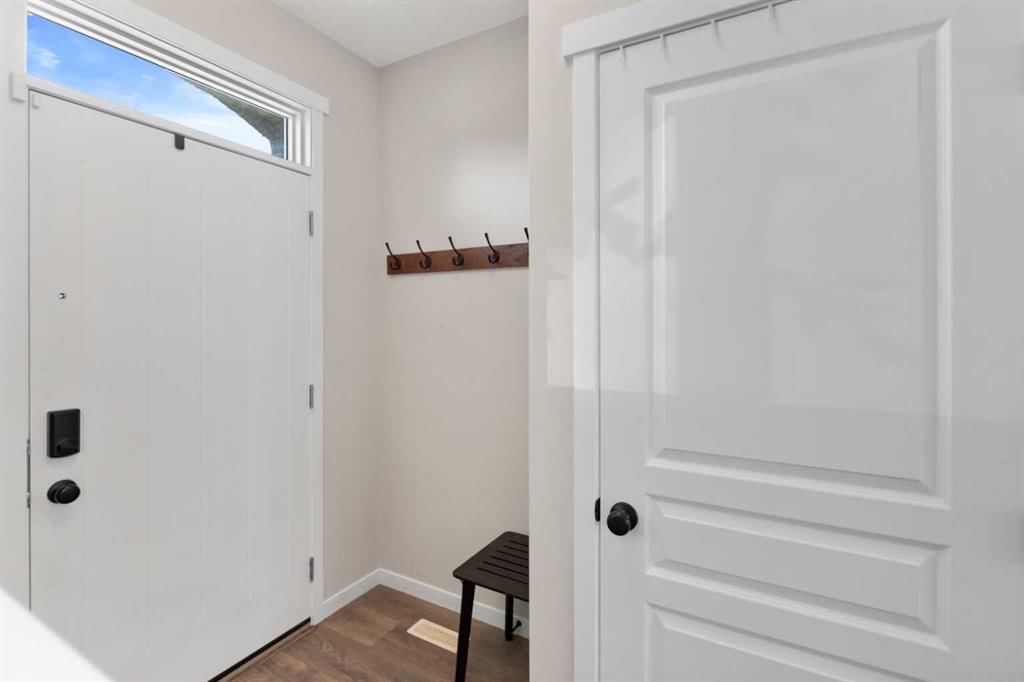 855 Mahogany Boulevard SE, Calgary — photo 3 of 35