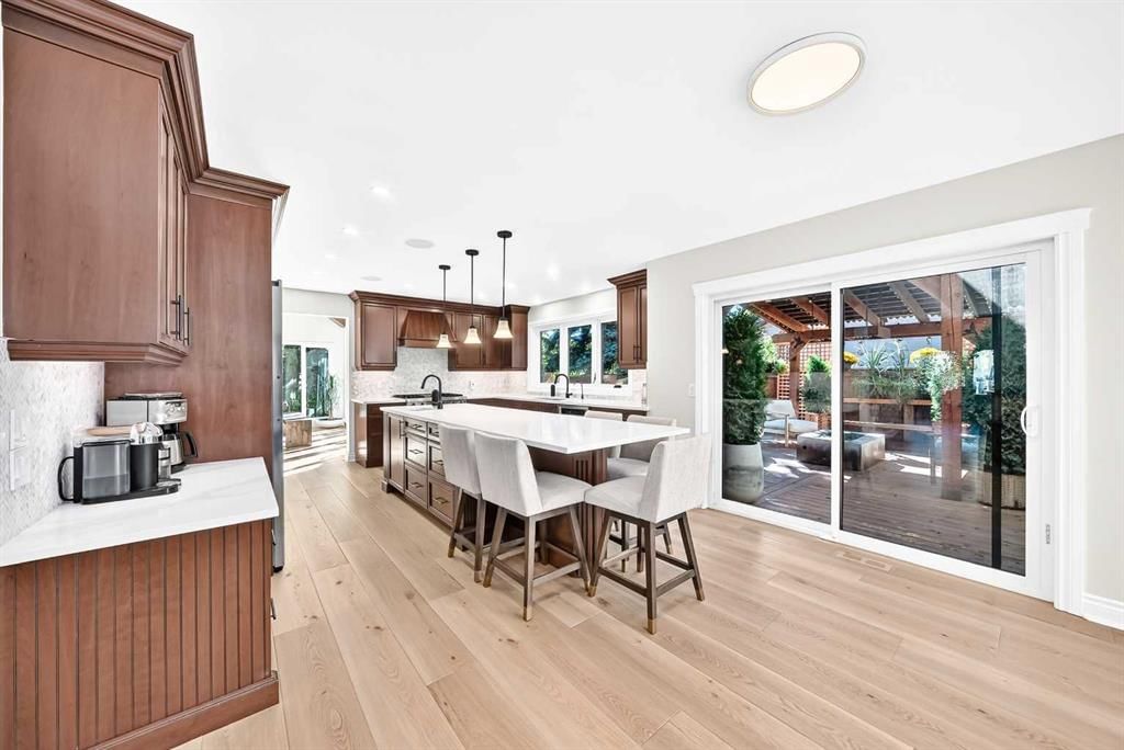 3 Pumpmeadow Crescent SW, Calgary — photo 5 of 50