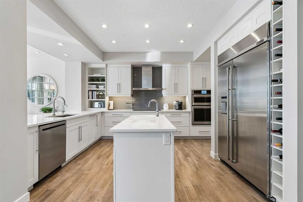 116 Masters Court SE, Calgary — photo 3 of 40
