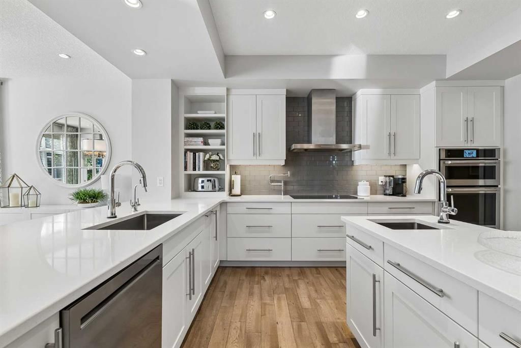 116 Masters Court SE, Calgary — photo 5 of 40