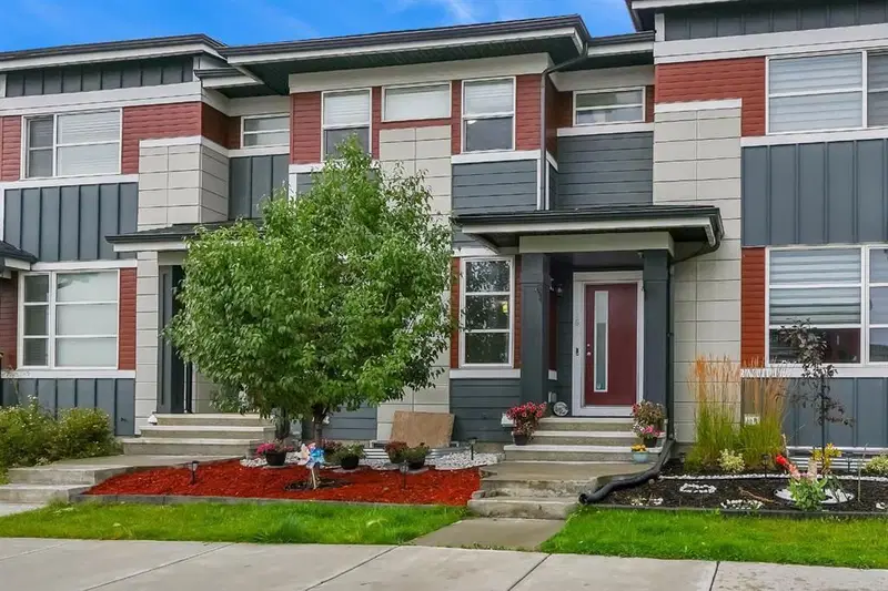 16 Skyview Circle NE, Calgary — main listing photo