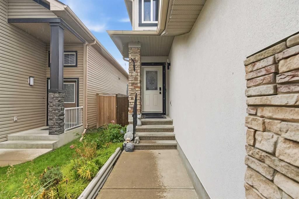 126 Saddlecrest Way NE, Calgary — photo 2 of 40