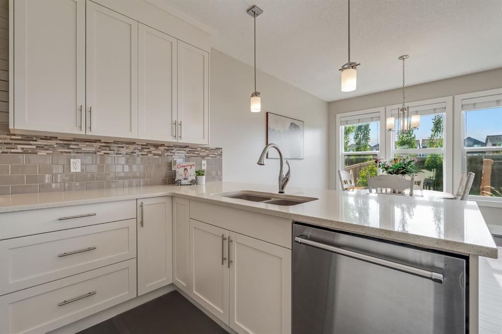 198 Mahogany Passage SE, Calgary — photo 2 of 46