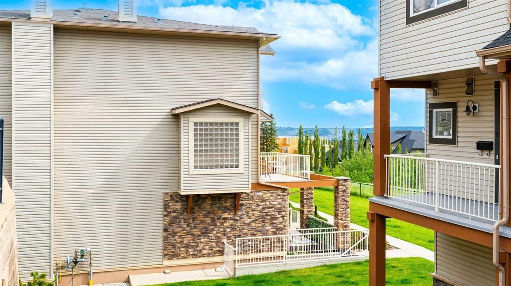 1, 169 Rockyledge View NW, Calgary — photo 3 of 29
